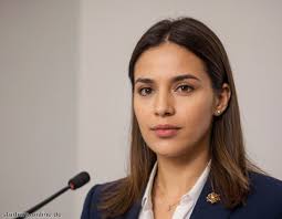 viviane elisa maria clarin